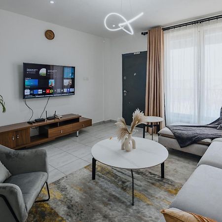 The Avery Apartments At Odomaa Place, East Airport Accra Ngoại thất bức ảnh