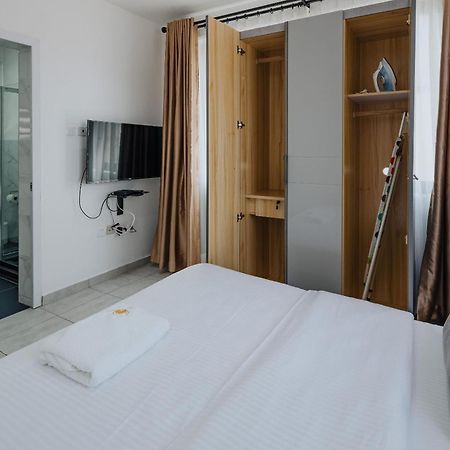 The Avery Apartments At Odomaa Place, East Airport Accra Ngoại thất bức ảnh