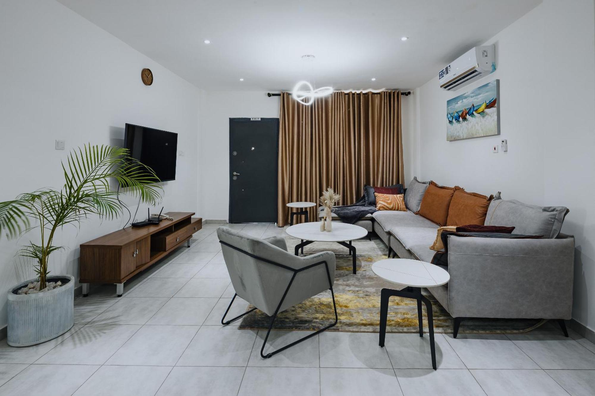The Avery Apartments At Odomaa Place, East Airport Accra Ngoại thất bức ảnh