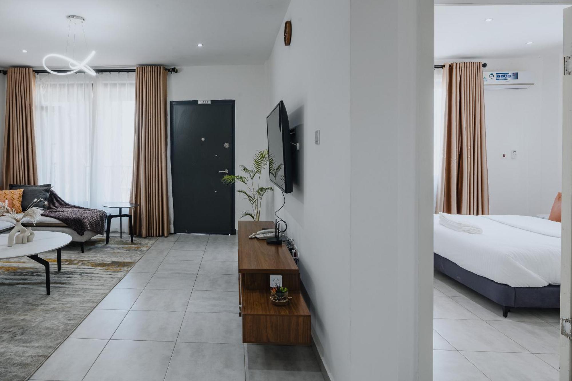 The Avery Apartments At Odomaa Place, East Airport Accra Ngoại thất bức ảnh