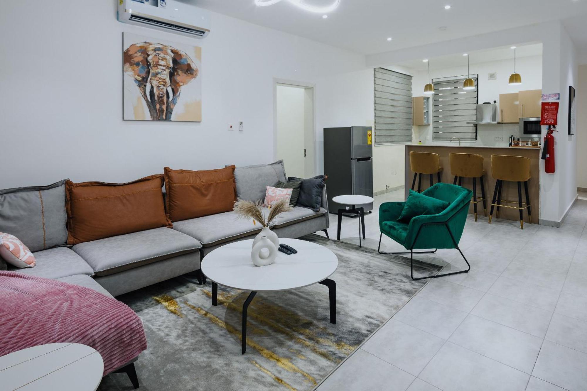 The Avery Apartments At Odomaa Place, East Airport Accra Ngoại thất bức ảnh